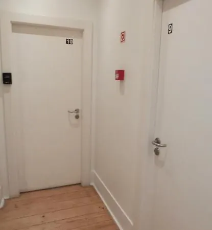 בית הארחה Happy At Chiado 3*