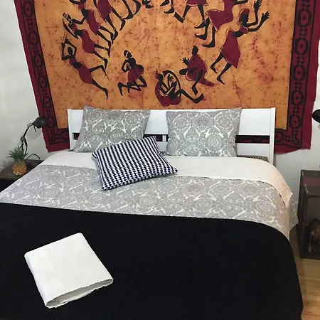 Happy At Chiado 3* ליסבון