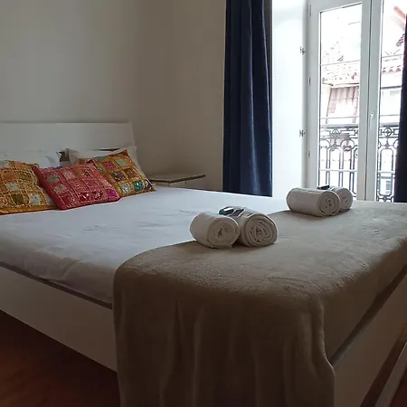 Happy At Chiado 3* ליסבון