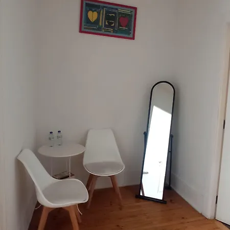 Happy At Chiado 3* ליסבון