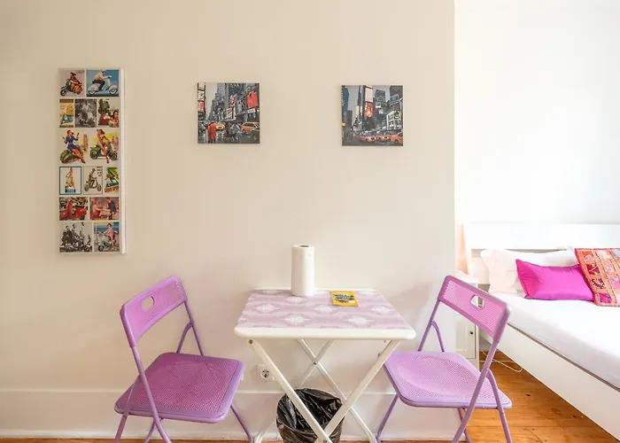 Happy At Chiado Konukevi 3*