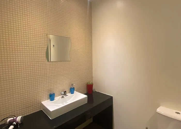 Konukevi Happy At Chiado Lisboa