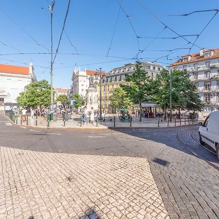 Гостевой дом Happy At Chiado 3*