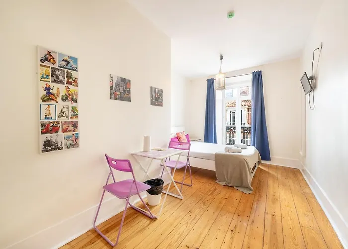 Happy At Chiado Гостевой дом