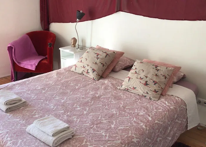 Гостевой дом Happy At Chiado 3*