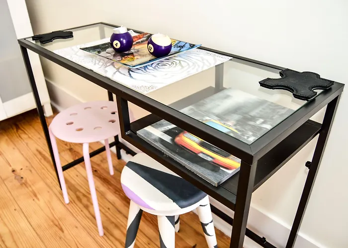 Happy At Chiado Гостевой дом Лиссабон